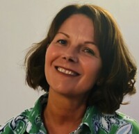 Kim Jones, UKCP Accredited Psychotherapist