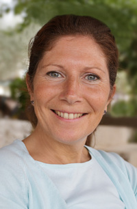 Lisa Garvey-Williams, UKCP Accredited Psychotherapist