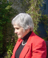Olivia Bartlett, UKCP Accredited Psychotherapist