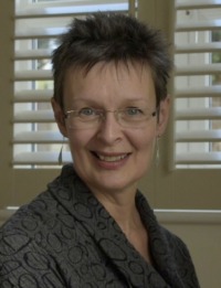Susannah Amanda Izzard, UKCP Accredited Psychotherapist