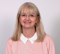 Nikki Macpherson, UKCP Accredited Psychotherapist