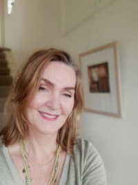 Cathie hendrick, UKCP Accredited Psychotherapist