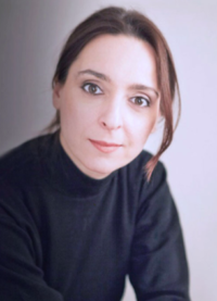 Luisa Bloom, UKCP Accredited Psychotherapist