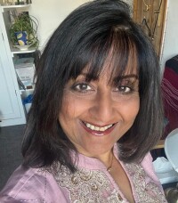 Rozmin Mukhi, UKCP Accredited Psychotherapist