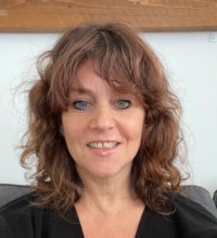 Rebecca Harris, UKCP Accredited Psychotherapist