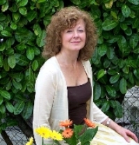 Yvonne Noble, UKCP Accredited Psychotherapist