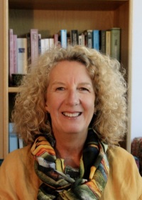 Linda Ellis, UKCP Accredited Psychotherapist