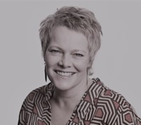 Karen Stowe, UKCP Accredited Psychotherapist