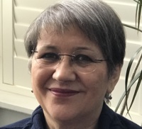 Linda Lawler, UKCP Accredited Psychotherapist
