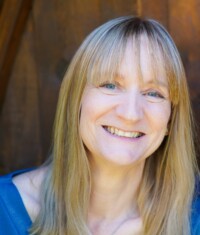 Carolyn McKie, UKCP Accredited Psychotherapist