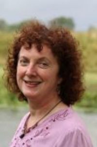 Lesley Caddoo, UKCP Accredited Psychotherapist