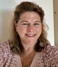Beth Cleveland, UKCP Accredited Psychotherapist
