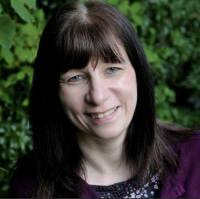 Caroline Andrews, UKCP Accredited Psychotherapist