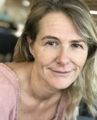 Sarah Standen-Grant, UKCP Accredited Psychotherapist